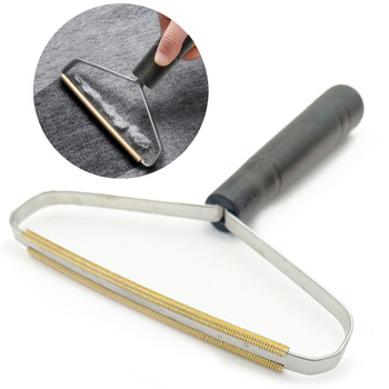 Kefa, hrebeň, valček, holiaci strojček na odstraňovanie vlasov a chĺpkov