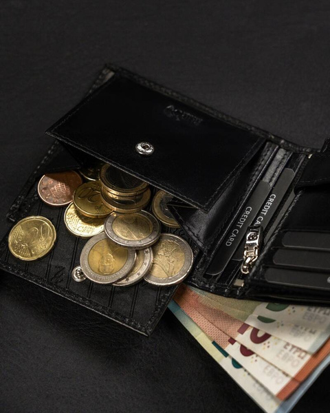 Veľká, kožená pánska peňaženka bez zapínania