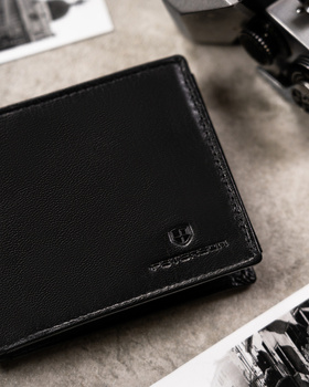 Darčeková sada: koža, stredná pánska peňaženka a kľúčenka