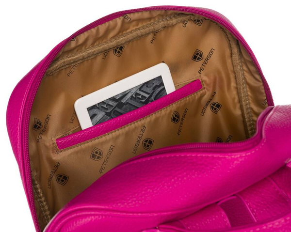 Priestranný dámsky batoh z ekologickej kože